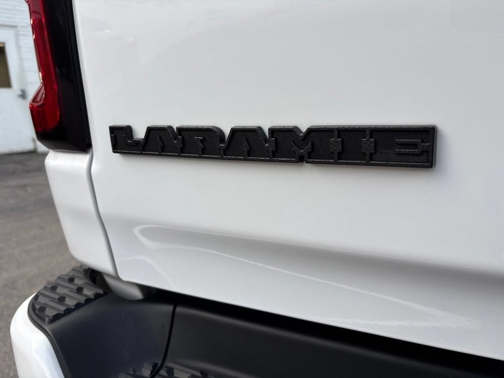 Used 2025 RAM 1500 Laramie w/ Night Edition AWD/4WD image 14