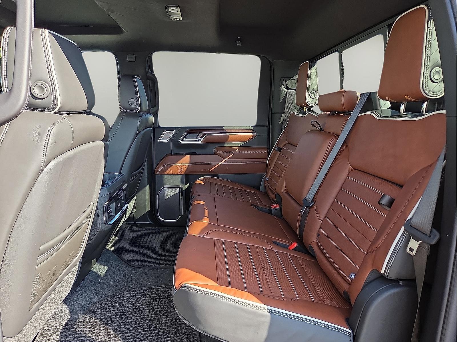 New 2026 GMC Sierra 2500 Denali Ultimate image 10