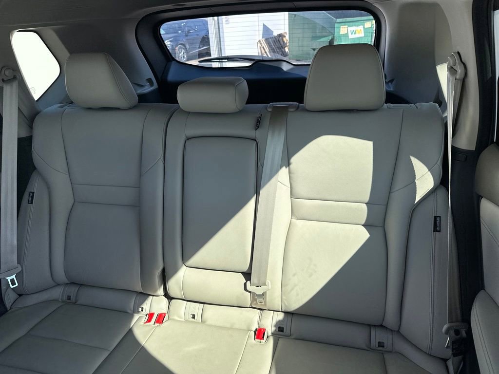 Used 2025 Nissan Rogue SL w/ SL Premium Package image 48