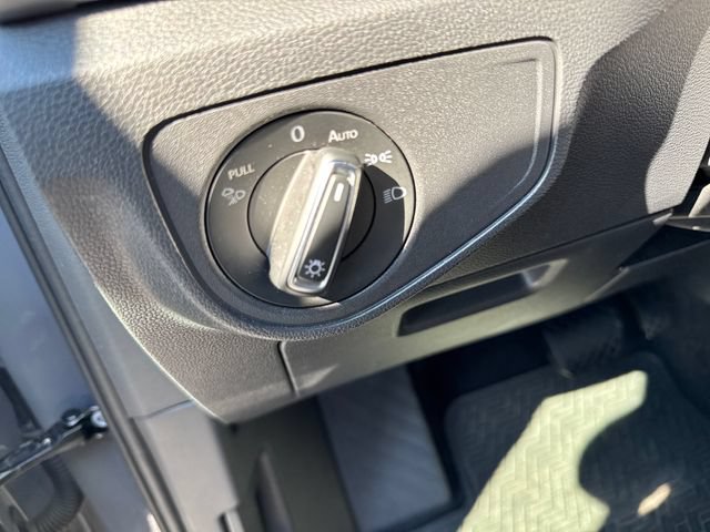 Used 2020 Volkswagen Atlas Cross Sport SEL AWD/4WD image 34