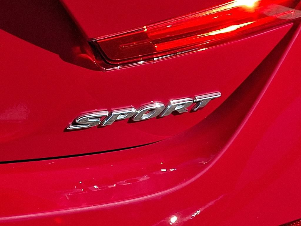 Used 2018 Honda Accord Sport image 12