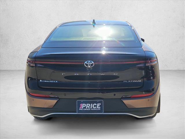 Used 2025 Toyota Crown Platinum image 6