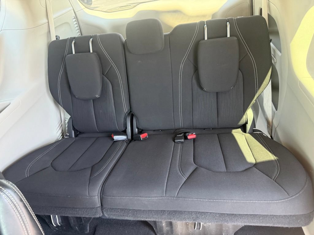 Used 2023 Chrysler Voyager LX FWD image 30