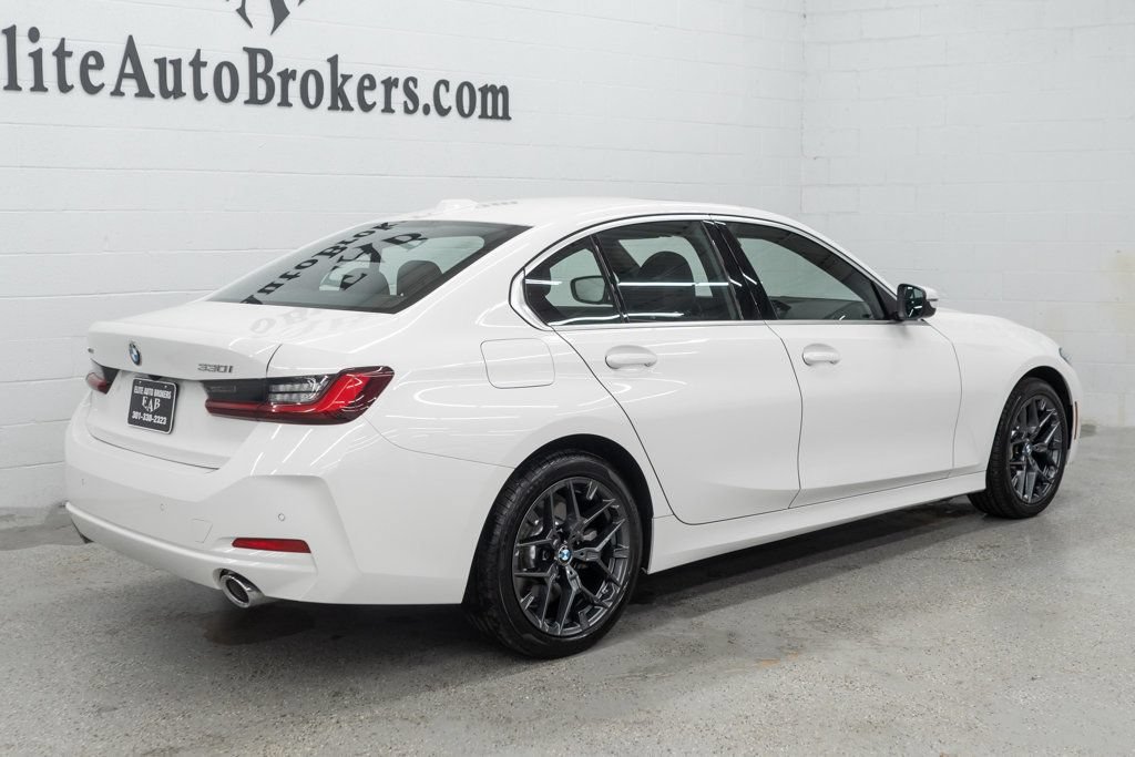Used 2026 BMW 330i xDrive Sedan AWD/4WD image 6