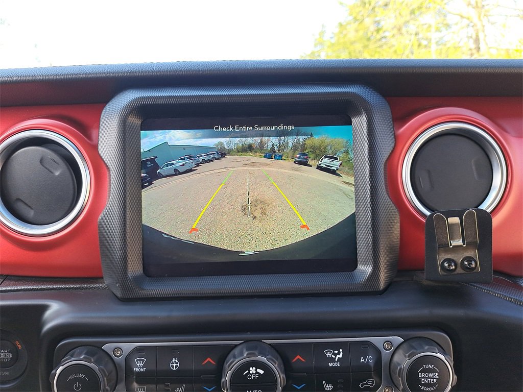 Used 2023 Jeep Wrangler Unlimited Rubicon w/ Cold Weather Group image 21