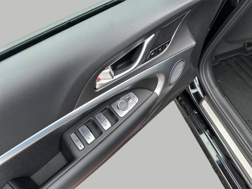 New 2026 Genesis G70 3.3T Sport Prestige RWD image 15