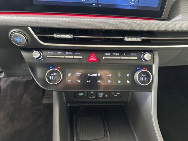 Used 2025 Hyundai Sonata Limited image 23
