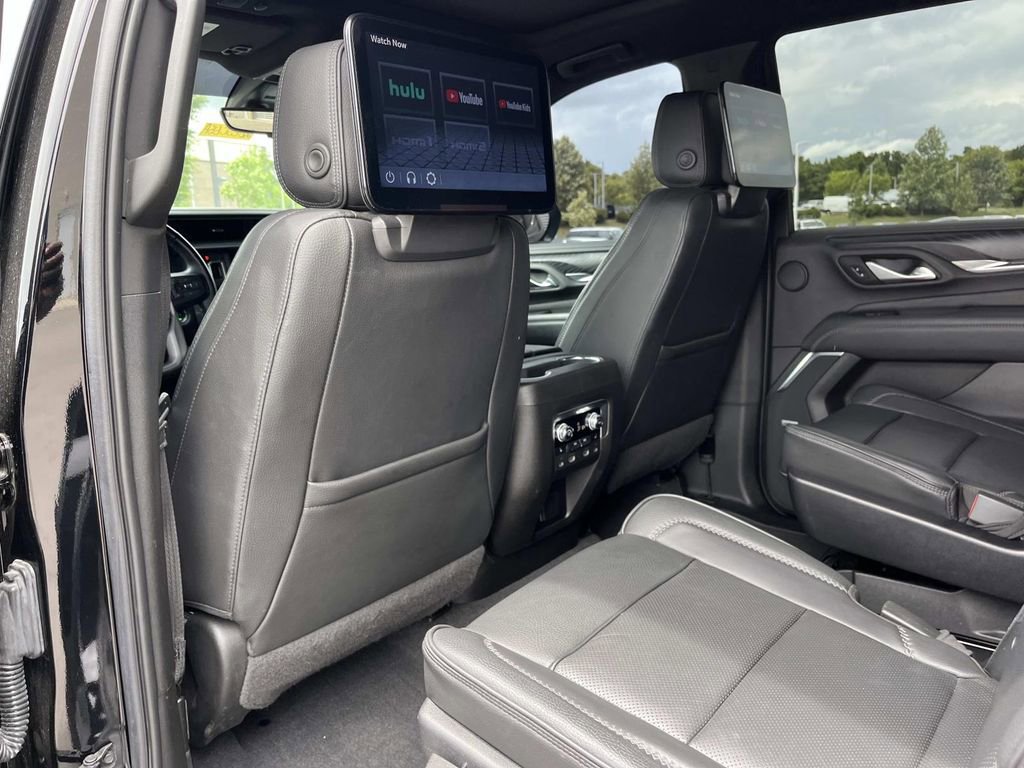 Used 2022 GMC Yukon Denali w/ Denali Ultimate Package AWD/4WD image 22