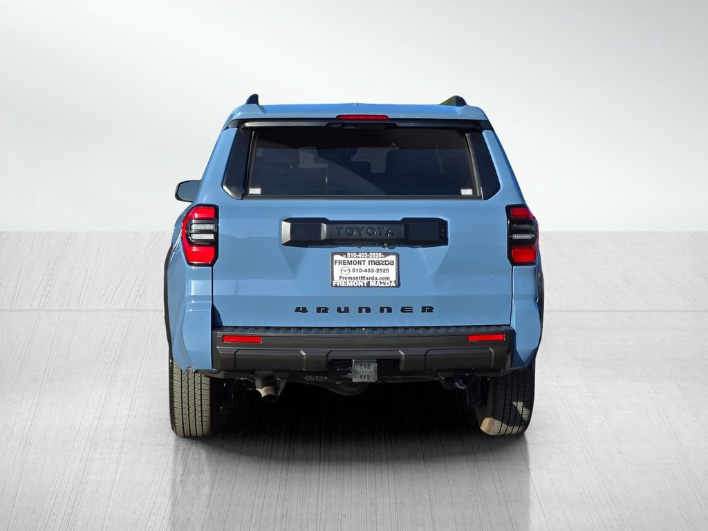 Used 2026 Toyota 4Runner SR5 AWD/4WD image 5