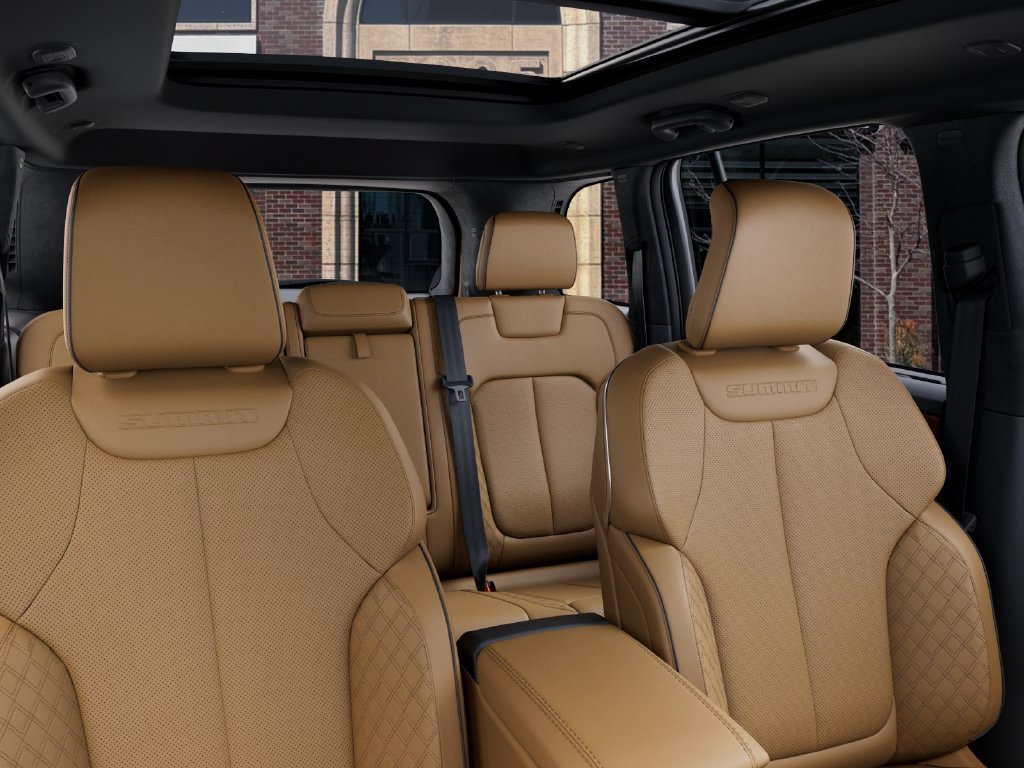 New 2027 Jeep Grand Cherokee Summit AWD/4WD image 26