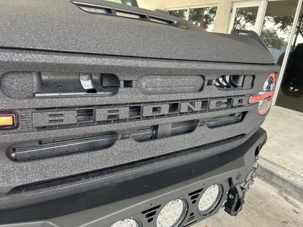 Used 2024 Ford Bronco Black Diamond image 16