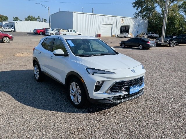 Certified 2024 Buick Encore GX Preferred image 7