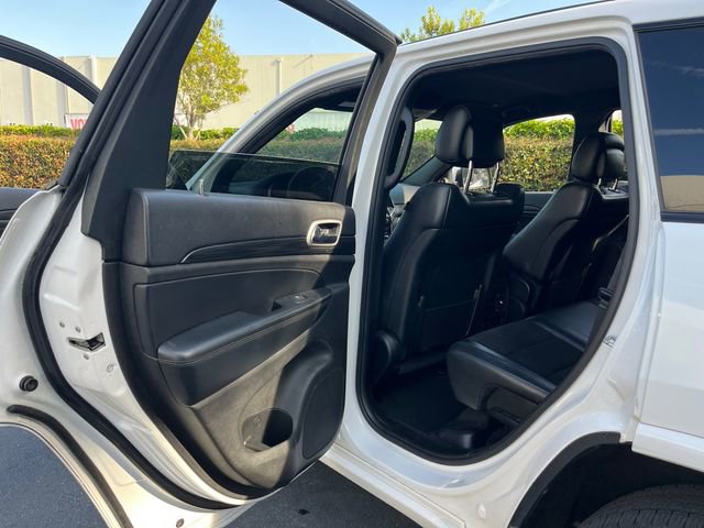 Used 2019 Jeep Grand Cherokee Altitude image 11