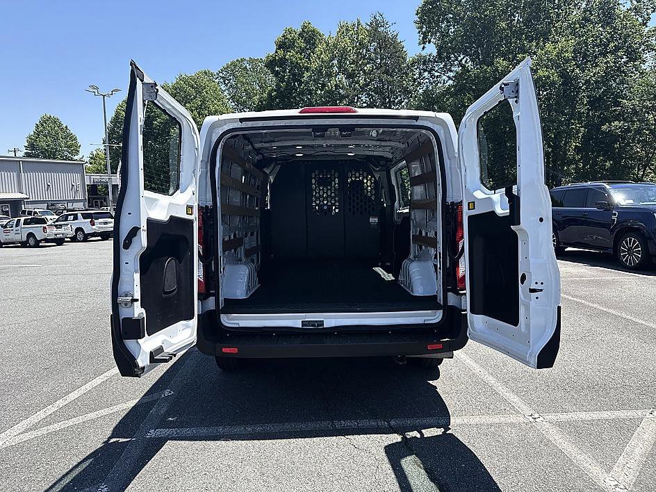 Used 2025 Ford Transit 250 Low Roof w/ Exterior Upgrade Package RWD image 24
