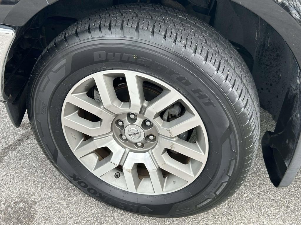 Used 2013 Nissan Frontier SL w/ Moonroof Pkg image 11