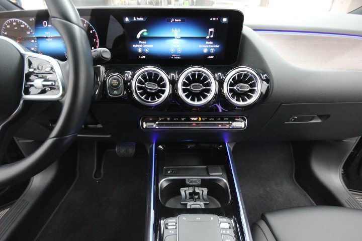 Used 2022 Mercedes-Benz GLA 250 4MATIC image 24