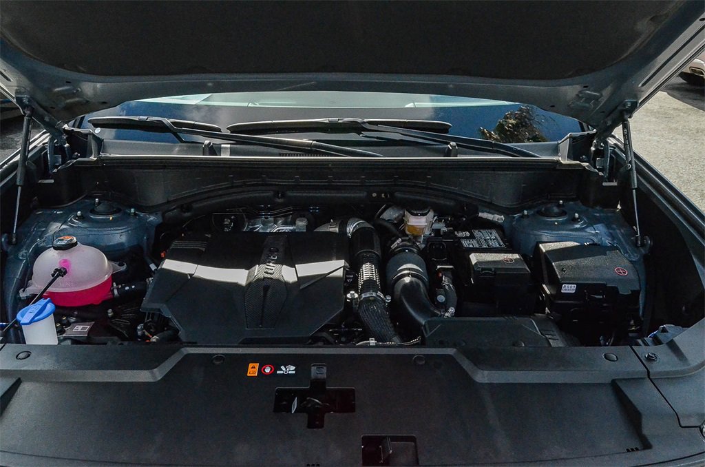 Used 2024 Hyundai Santa Fe Limited image 27