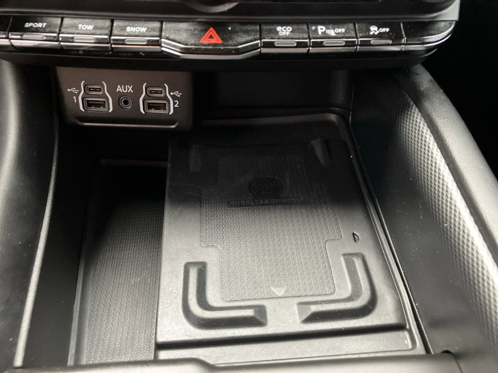 Used 2022 Dodge Durango R/T w/ Tow 'N Go Package AWD/4WD image 39