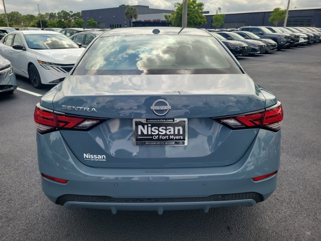 Certified 2025 Nissan Sentra SV FWD image 3