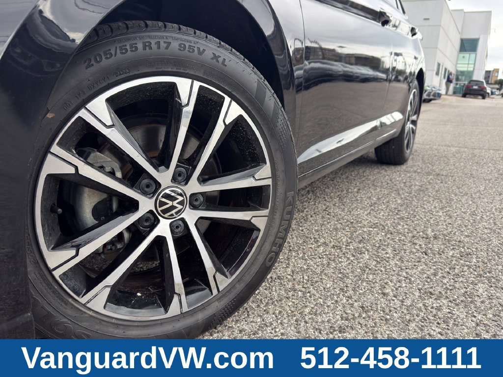 Used 2025 Volkswagen Jetta Sport FWD image 7