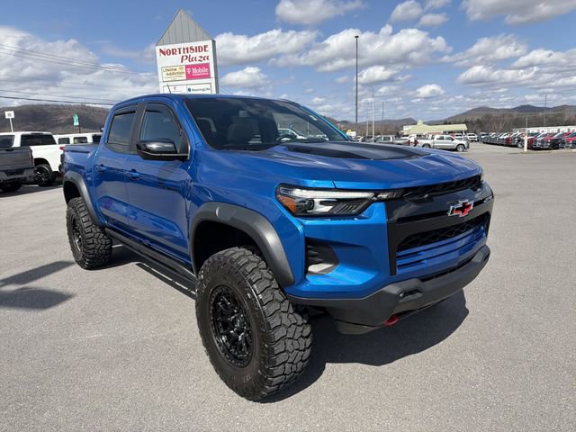 Used 2024 Chevrolet Colorado ZR2 image 3
