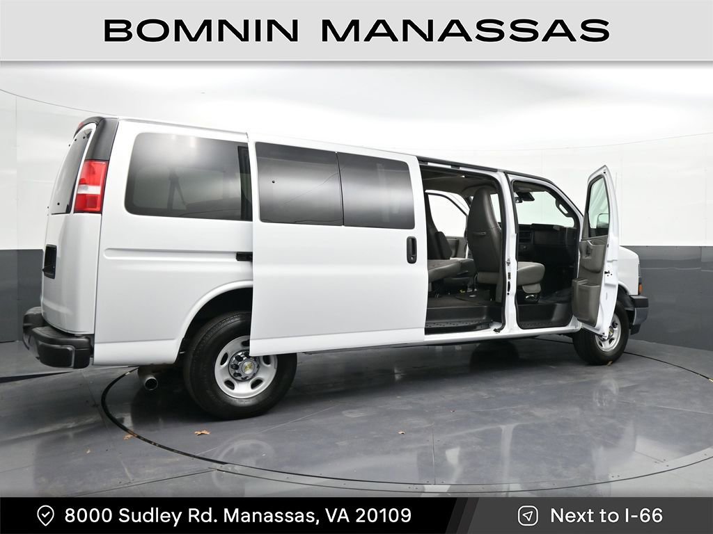 Used 2024 Chevrolet Express 3500 LT w/ LT Preferred Equipment Group image 37