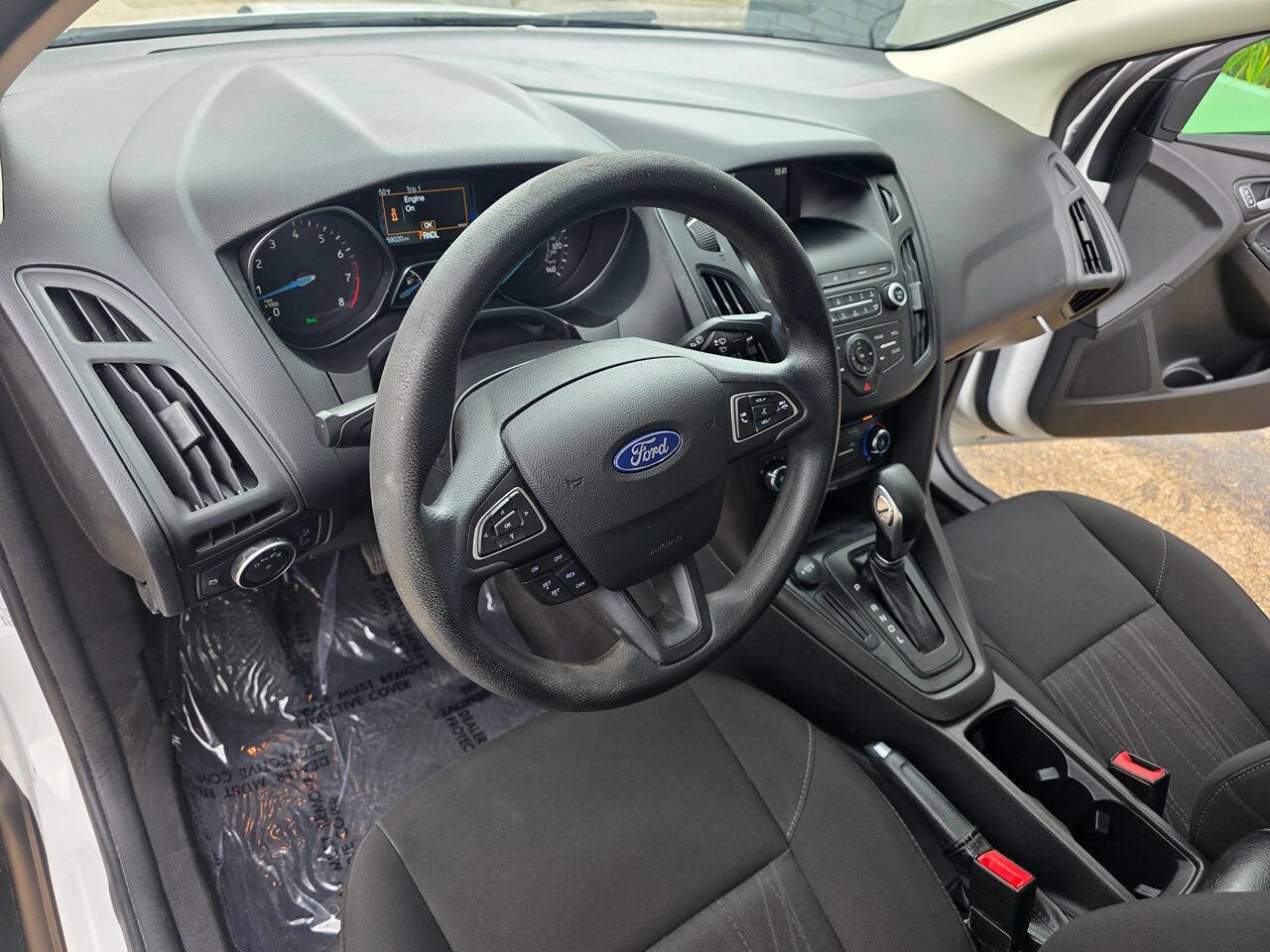 Used 2018 Ford Focus SE image 27