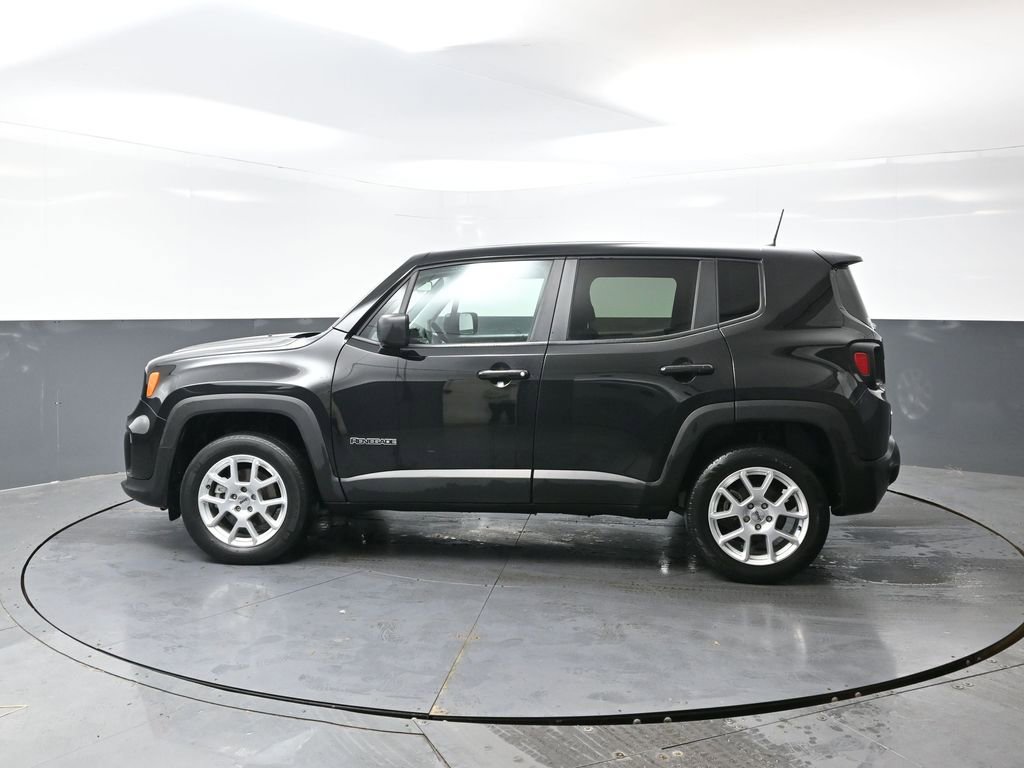 Used 2023 Jeep Renegade Latitude image 10