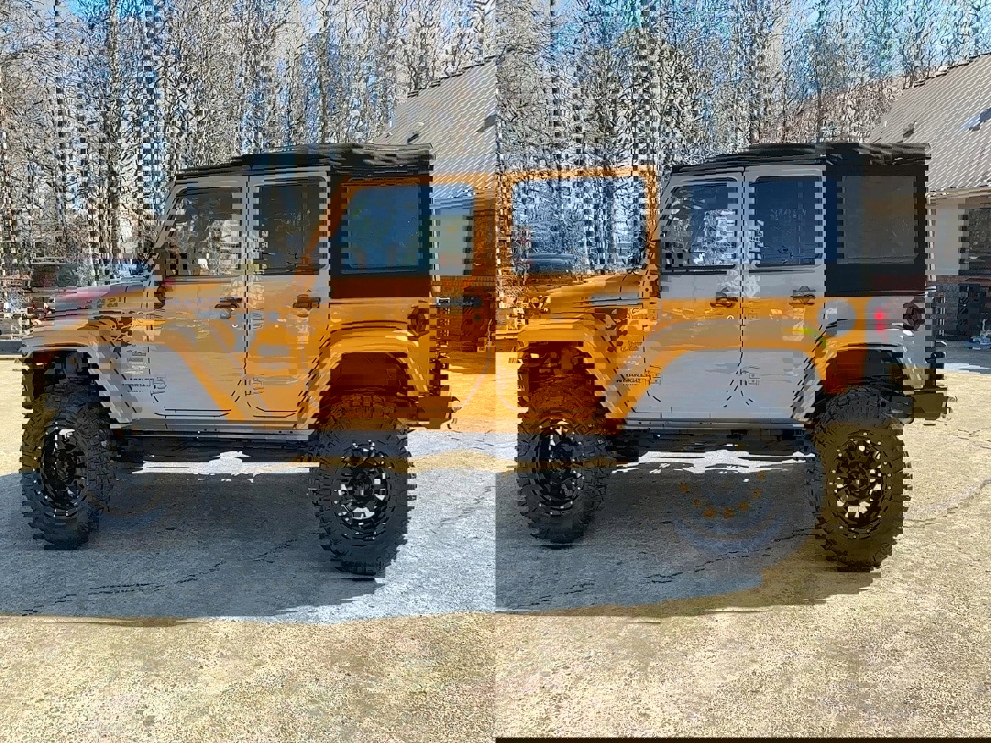 Used 2014 Jeep Wrangler Unlimited Sahara image 7