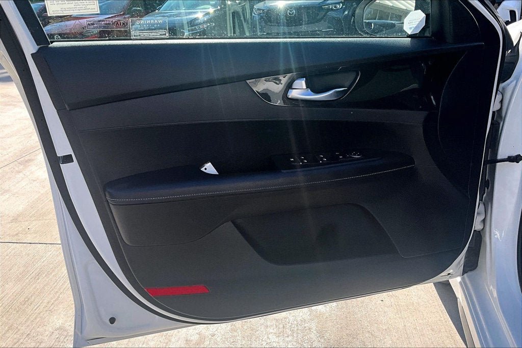 Used 2020 Kia Forte GT-Line FWD image 25