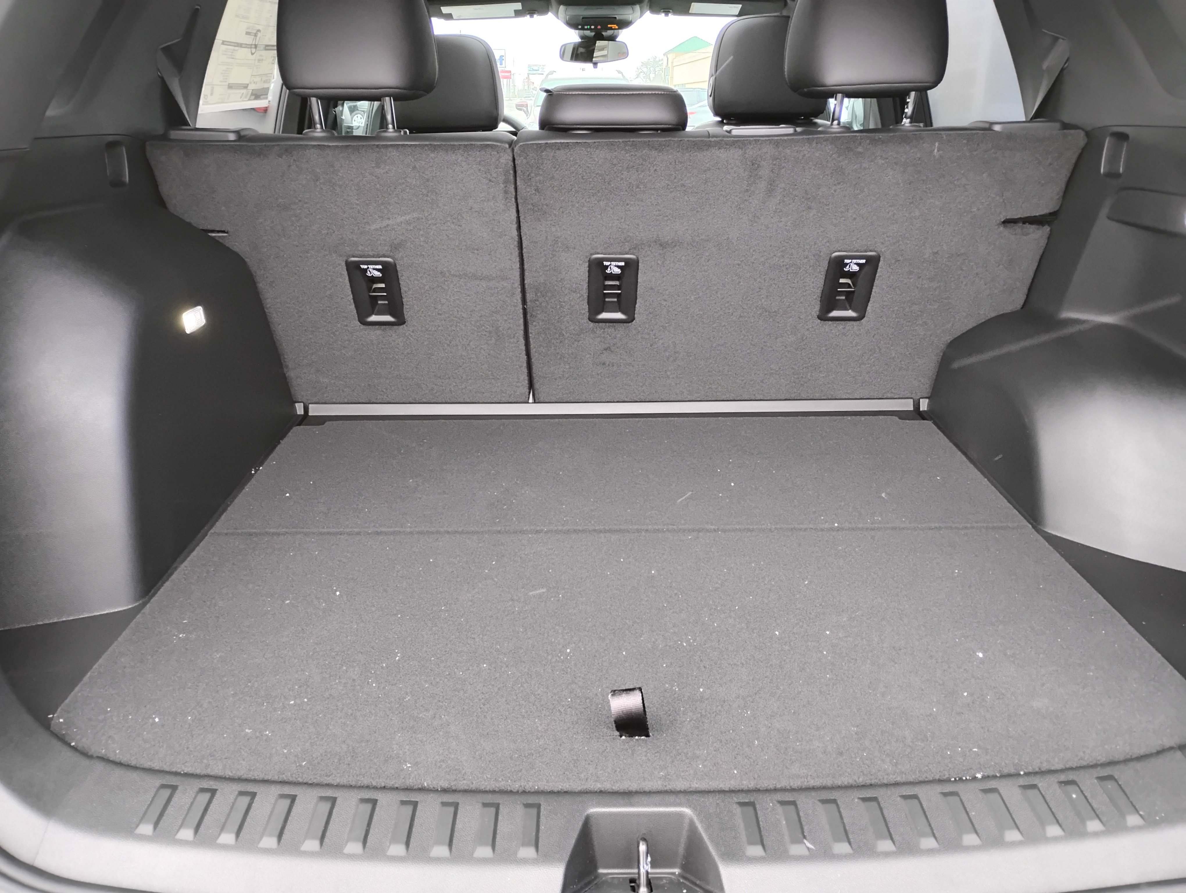 New 2026 GMC Terrain AT4 w/ LPO, Black Badging Package image 23