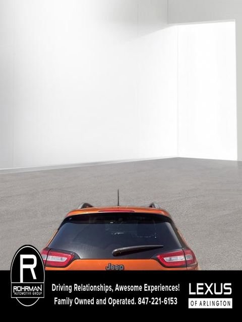 Used 2015 Jeep Cherokee Trailhawk w/ Cold Weather Group image 6