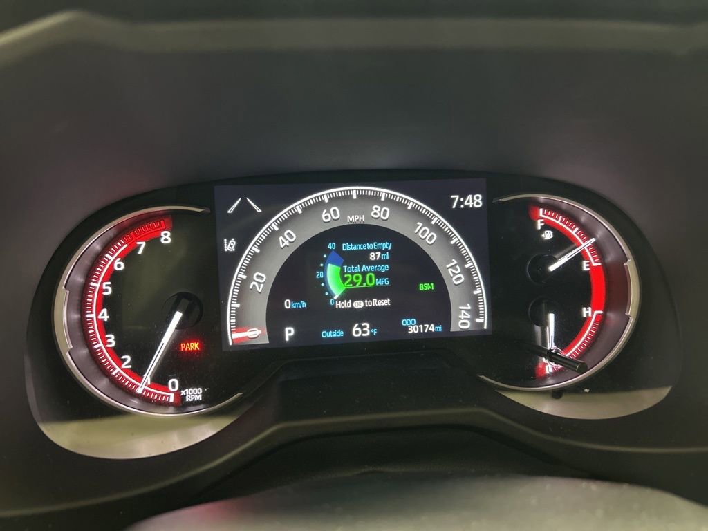 Used 2023 Toyota RAV4 XLE Premium image 13