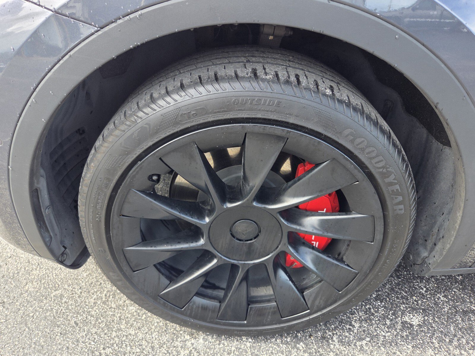 Used 2022 Tesla Model Y Long Range AWD/4WD image 20