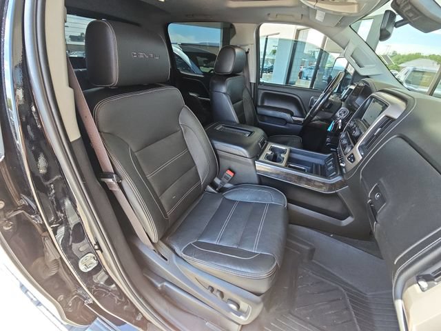 Used 2016 GMC Sierra 2500 Denali w/ Driver Alert Package AWD/4WD image 18