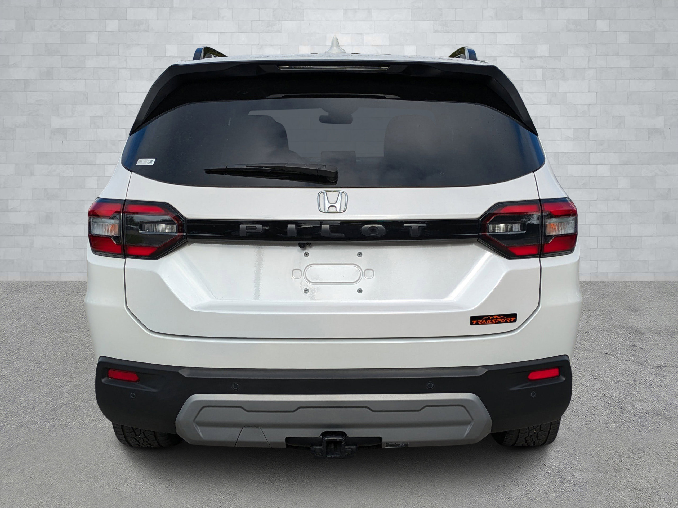 Used 2023 Honda Pilot TrailSport image 6