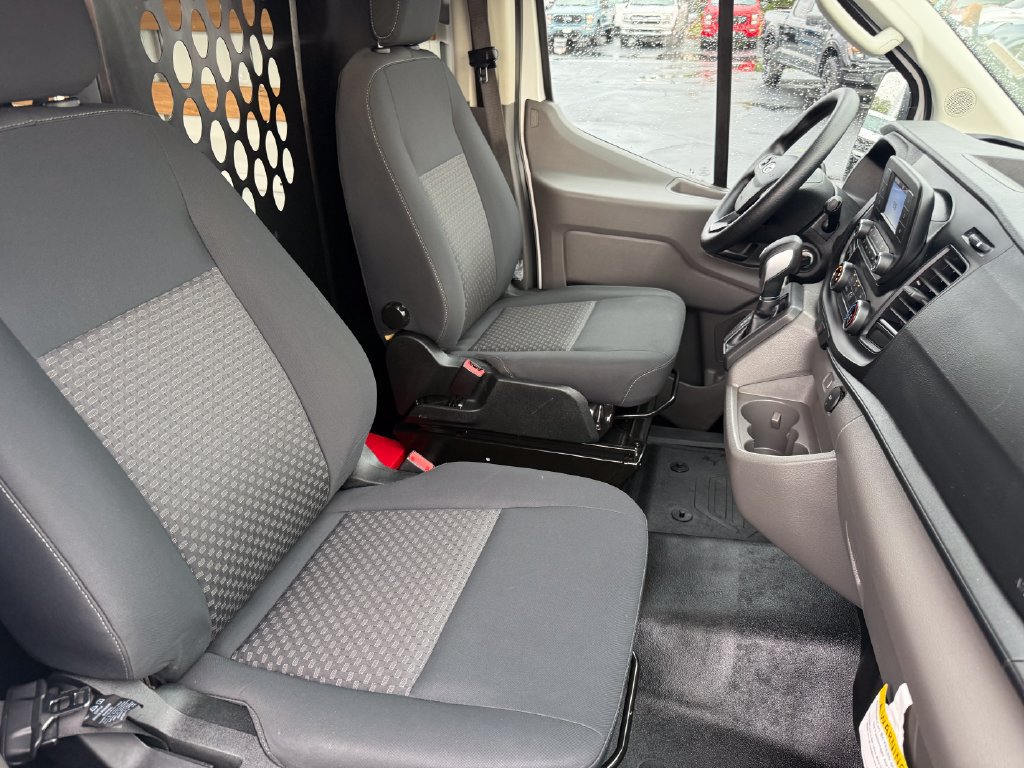 Certified 2025 Ford Transit 250 Low Roof w/ Exterior Upgrade Package RWD image 17