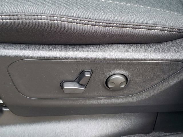 New 2026 RAM 1500 4x4 Crew Cab image 13