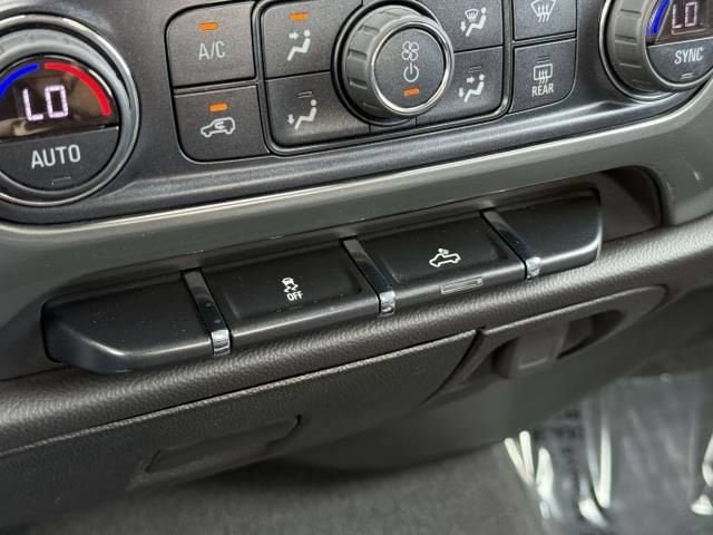 Used 2019 Chevrolet Silverado 1500 LT w/ All Star Edition AWD/4WD image 26