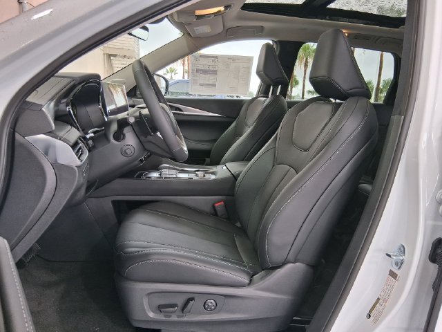 New 2027 INFINITI QX60 Luxe w/ Cargo Package FWD image 17