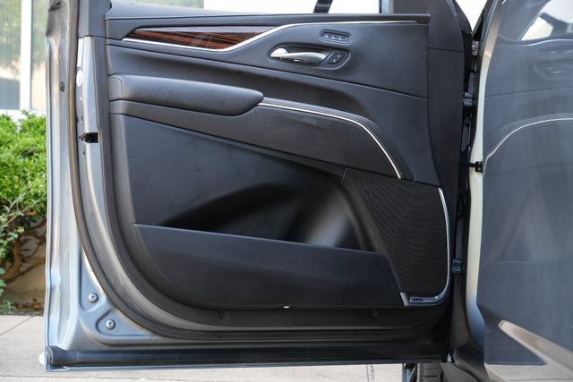 Used 2021 Cadillac Escalade ESV Premium Luxury w/ Performance Package AWD/4WD image 42