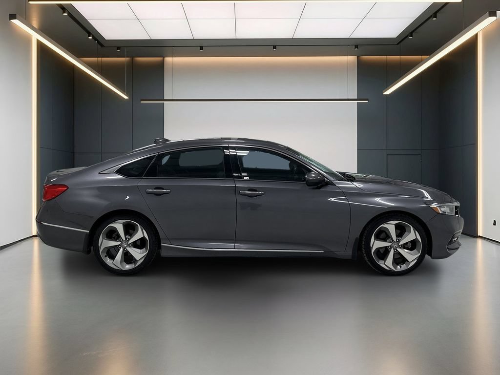 Used 2019 Honda Accord Touring image 7