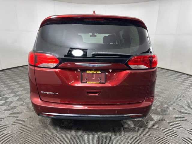 Used 2019 Chrysler Pacifica Touring Plus w/ Tire & Wheel Group image 4