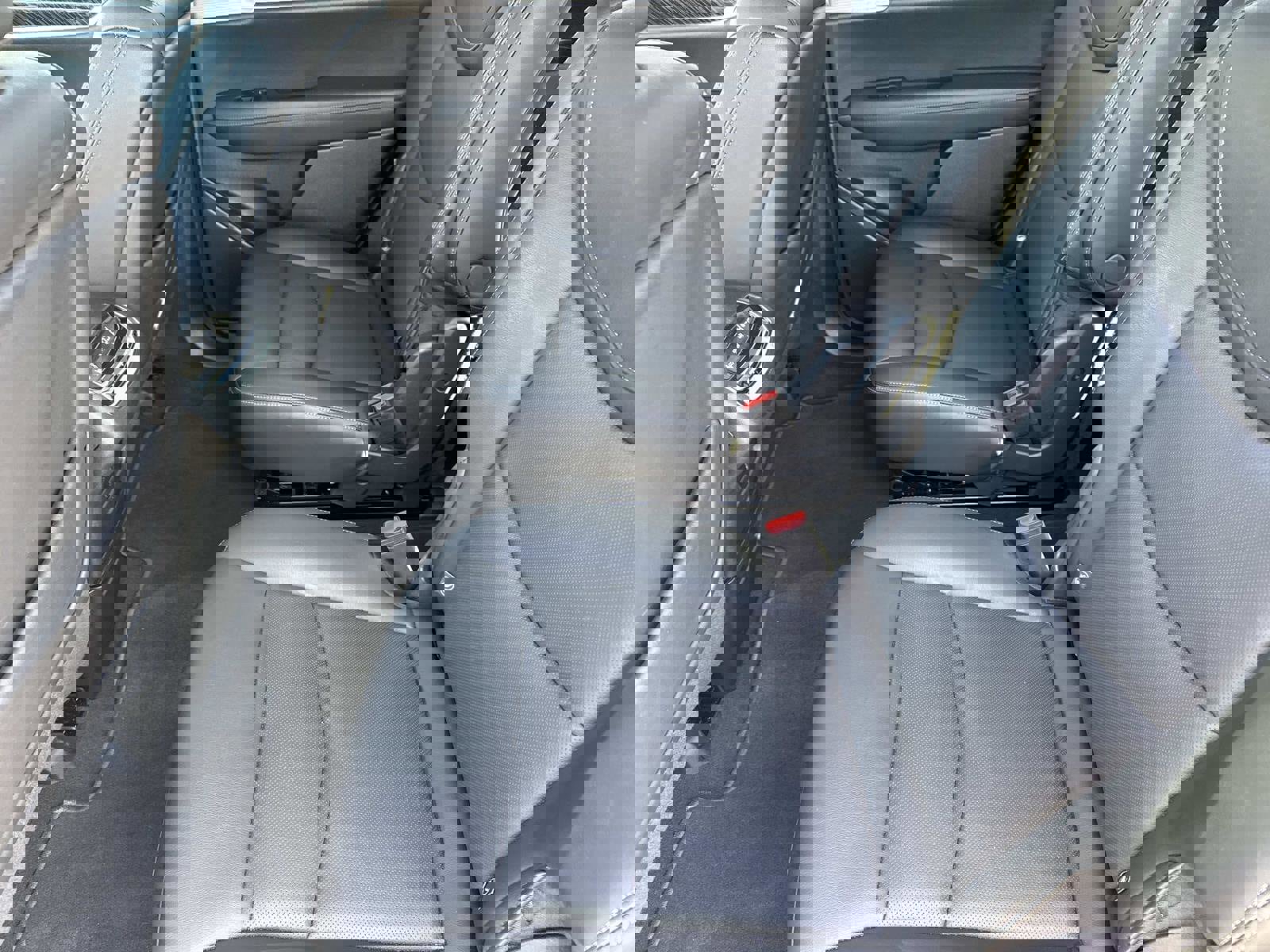 Certified 2025 Cadillac XT6 Premium Luxury image 15