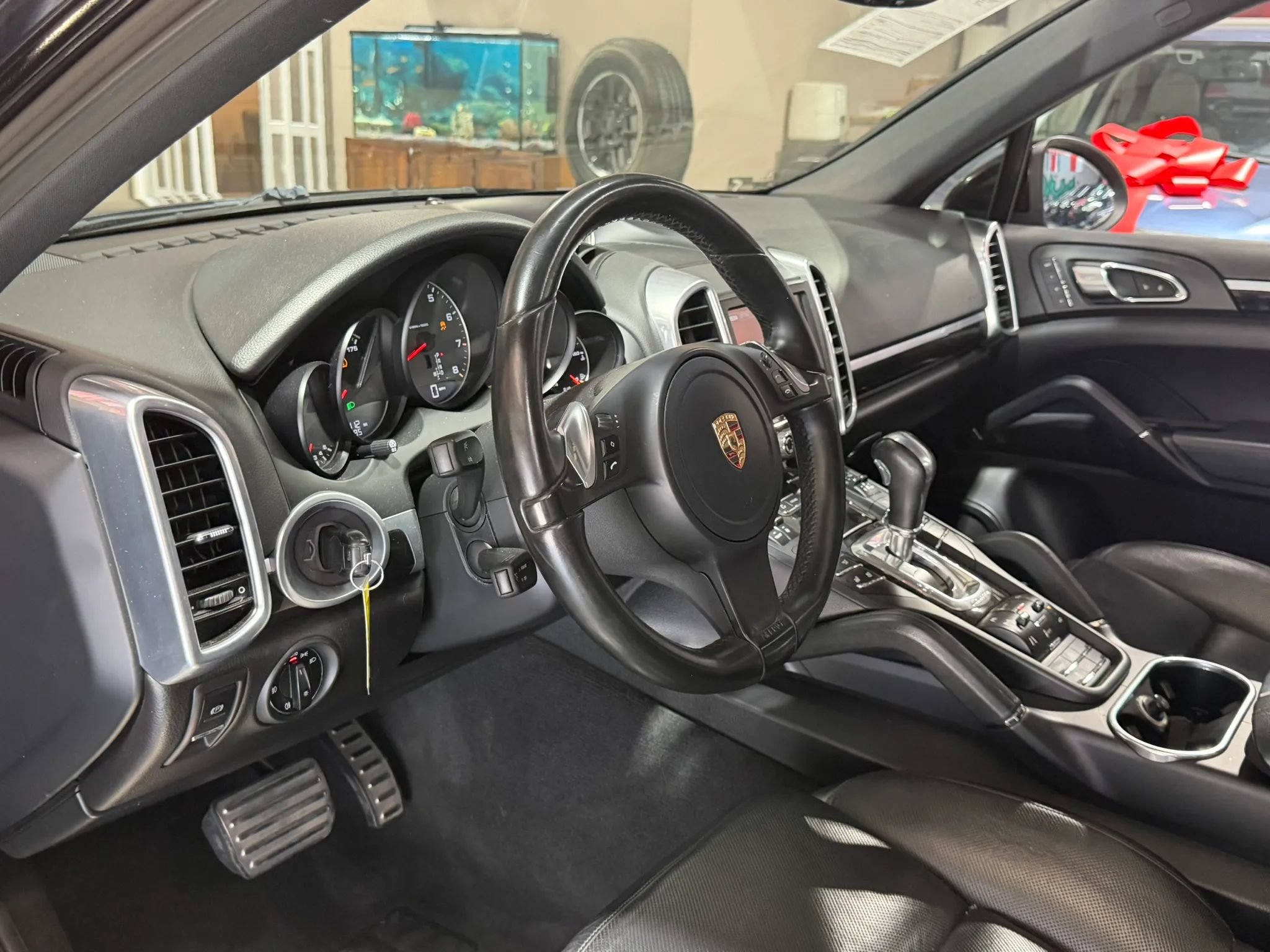 Used 2013 Porsche Cayenne S AWD/4WD image 10