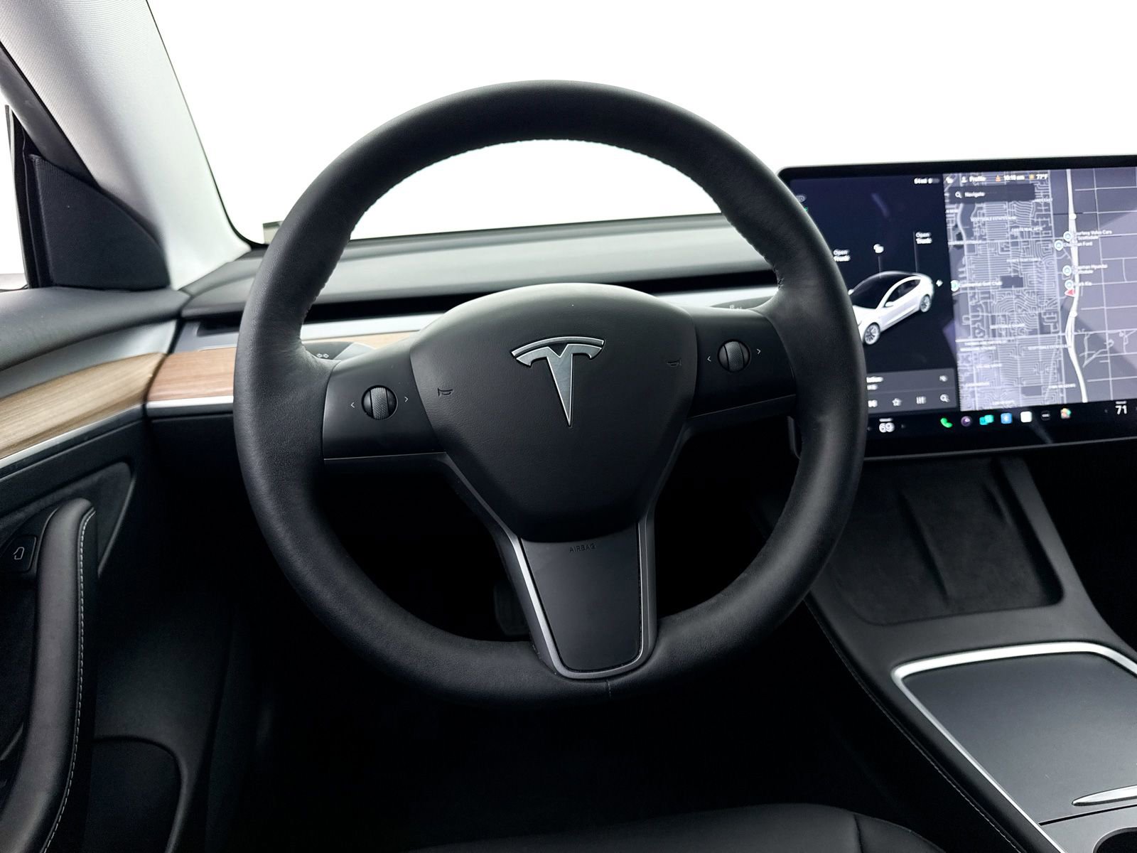 Used 2021 Tesla Model 3 Standard Range Plus image 3