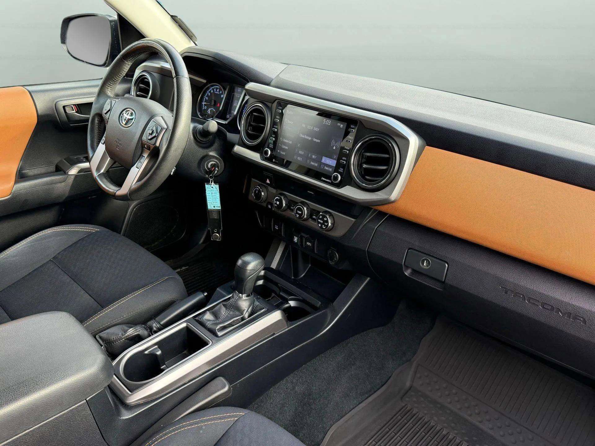 Used 2020 Toyota Tacoma SR5 image 2