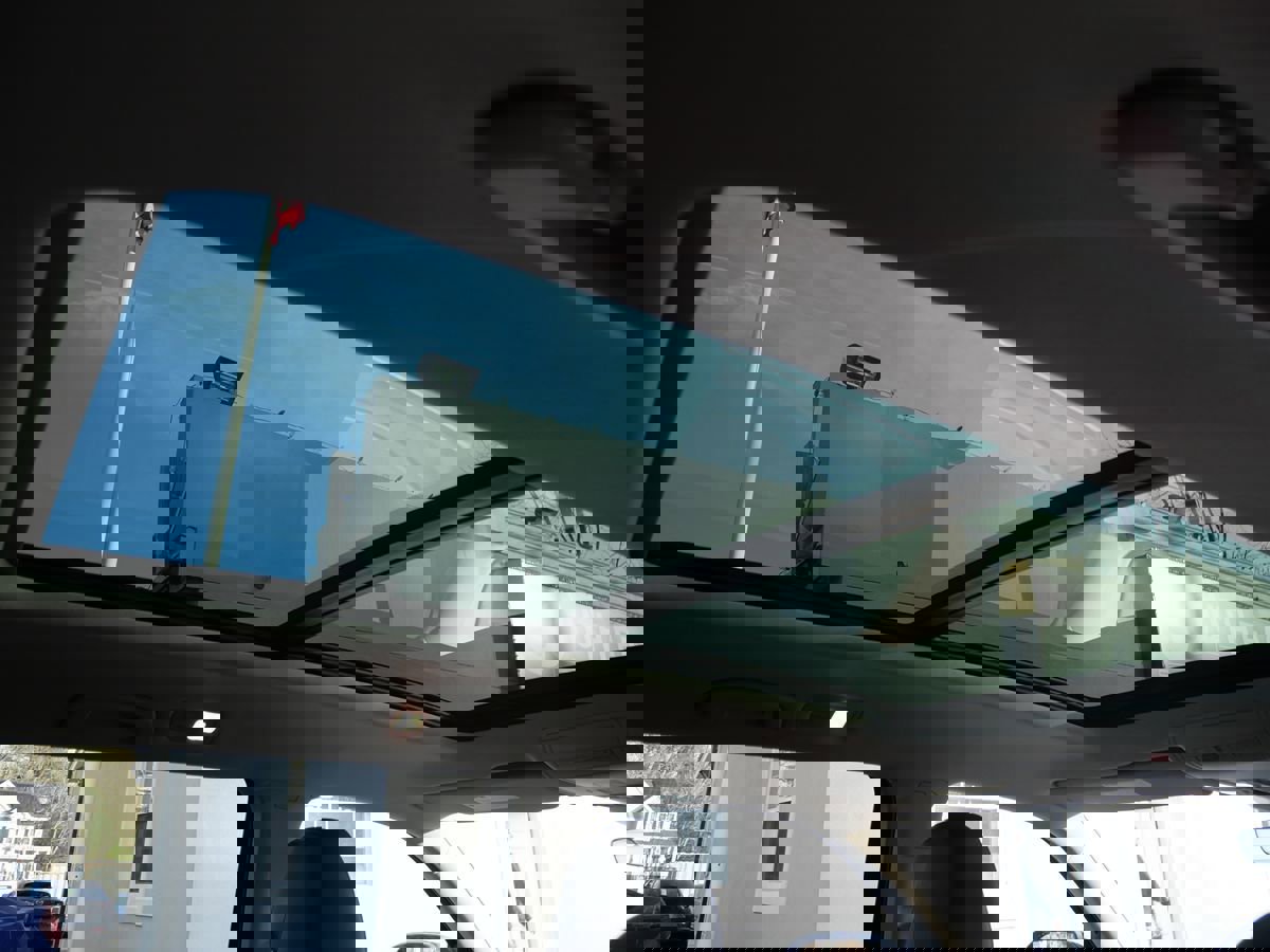 Used 2019 Volkswagen Atlas SEL R-Line image 27