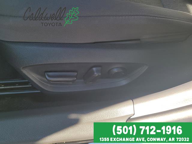 Used 2022 Toyota Camry LE image 12