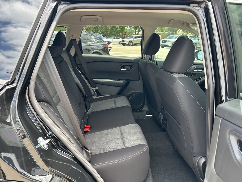 New 2026 Nissan Rogue SV image 44